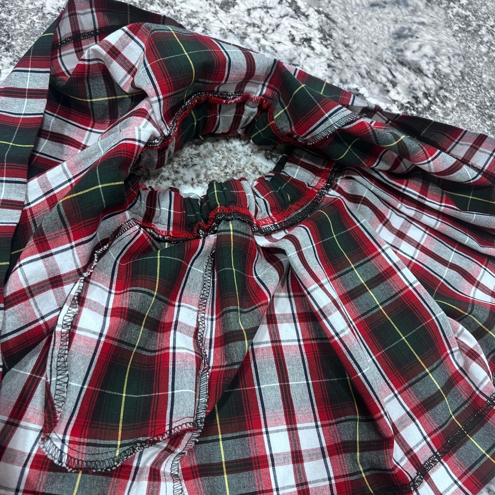 Red Plaid girls’ uniform Skirt - Picture 4 of 8